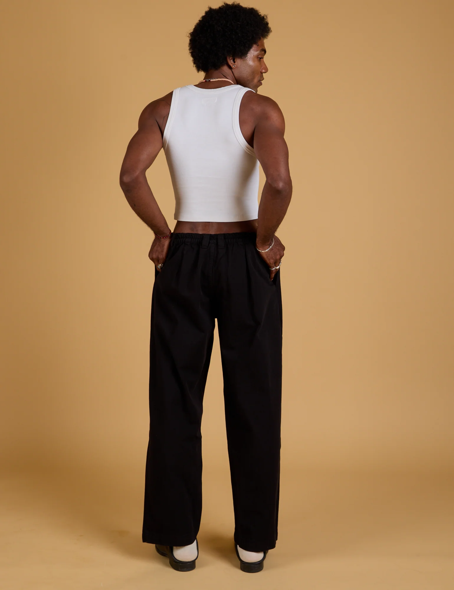 Baggy Mid-Rise Trousers - Basic Black - Image 16