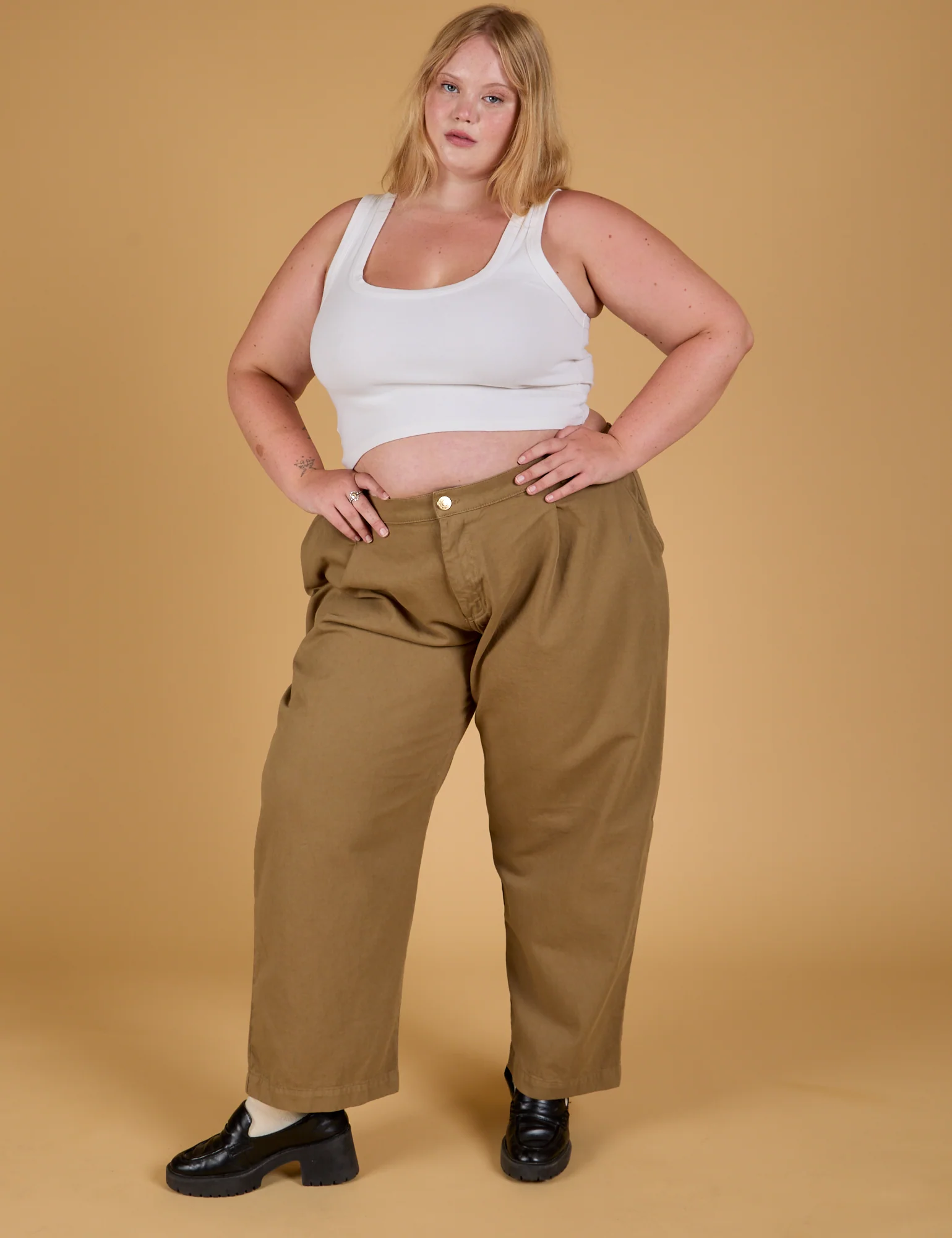 Baggy Mid-Rise Trousers - Desert Brown - Image 11