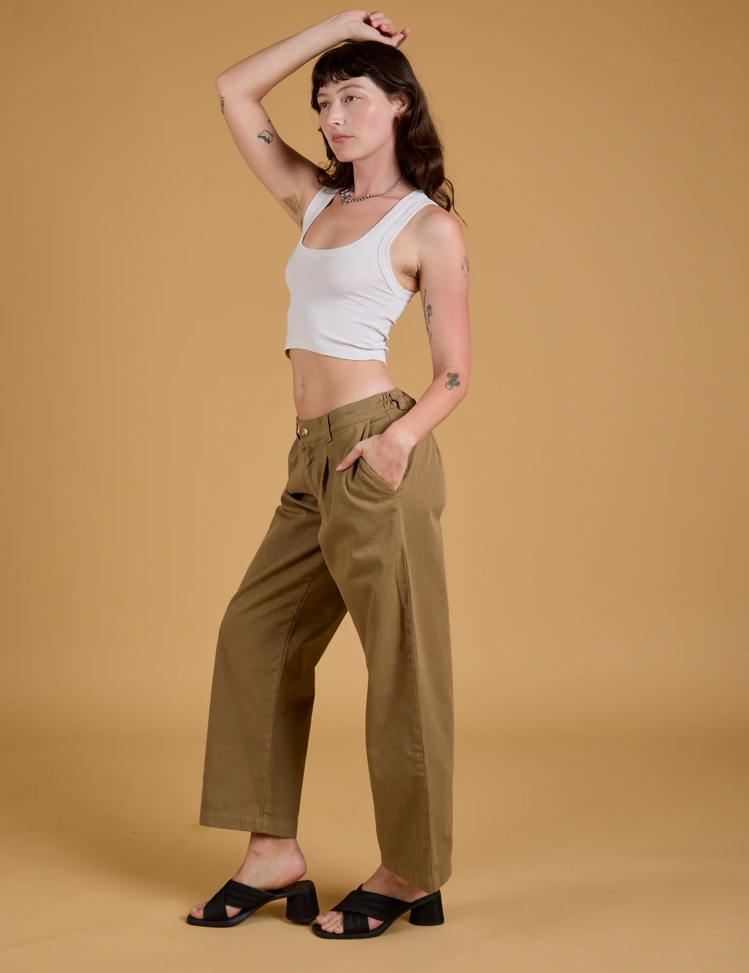 Baggy Mid-Rise Trousers - Desert Brown - Image 20