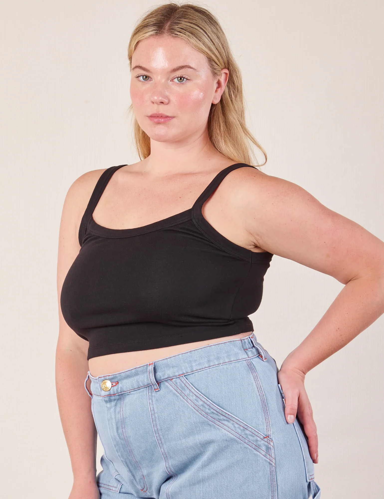 Cropped Cami - Basic Black - Image 6