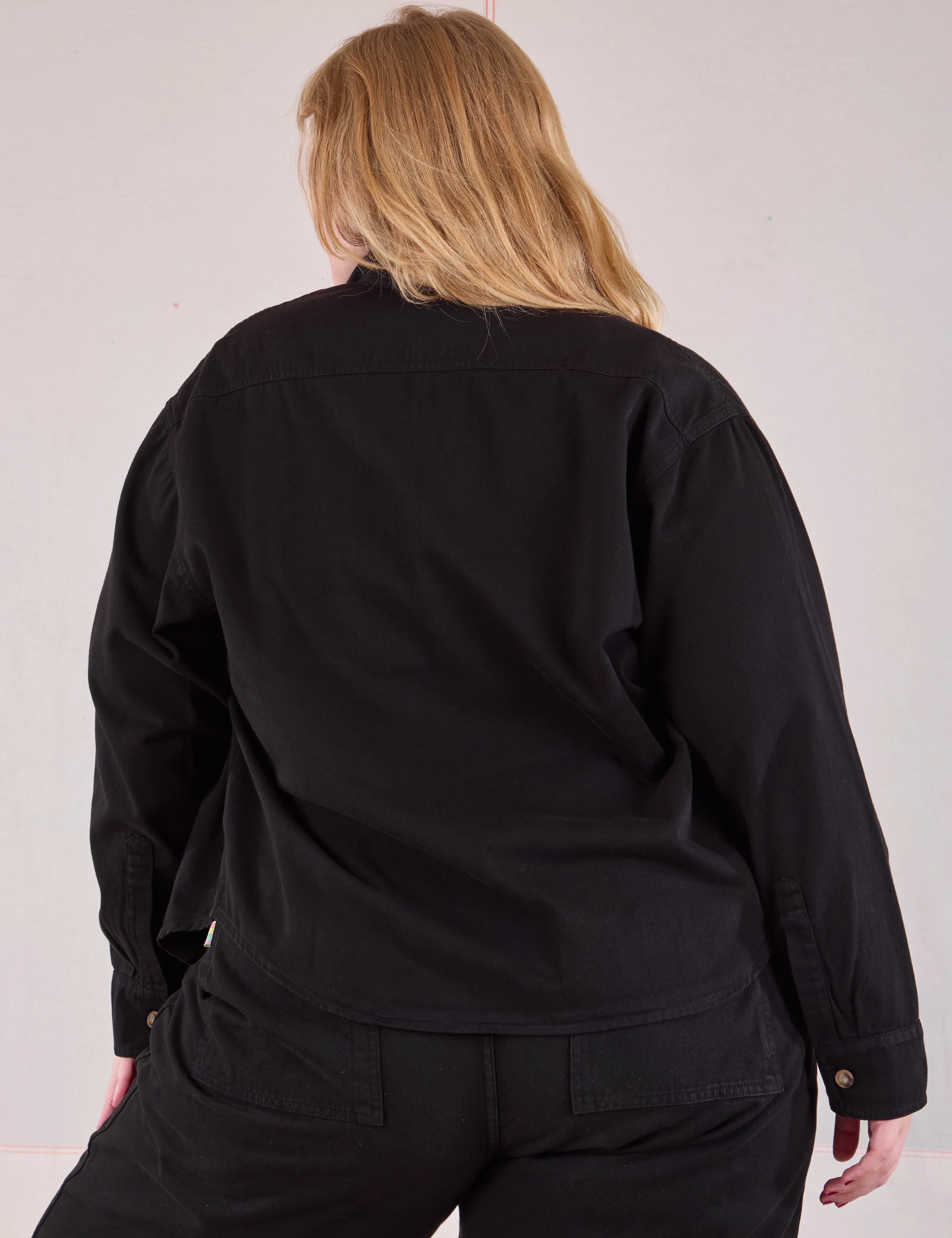 Cropped Overshirt - Basic Black - Image 12