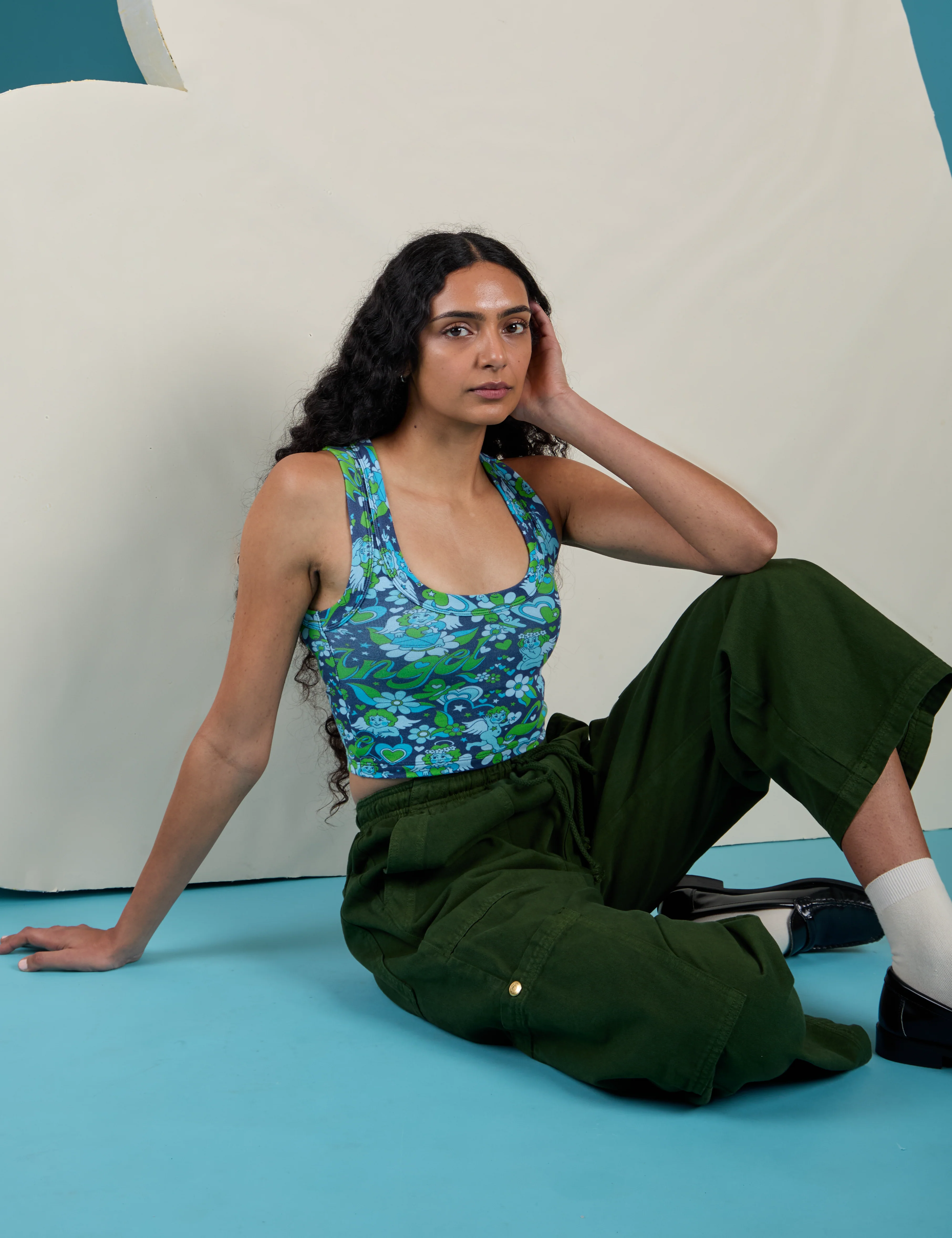 Cropped Tank Top - Angel Print - Image 7