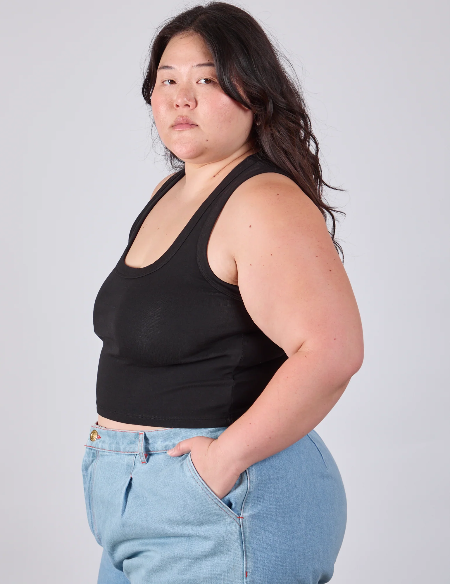 Cropped Tank Top - Basic Black - Image 4