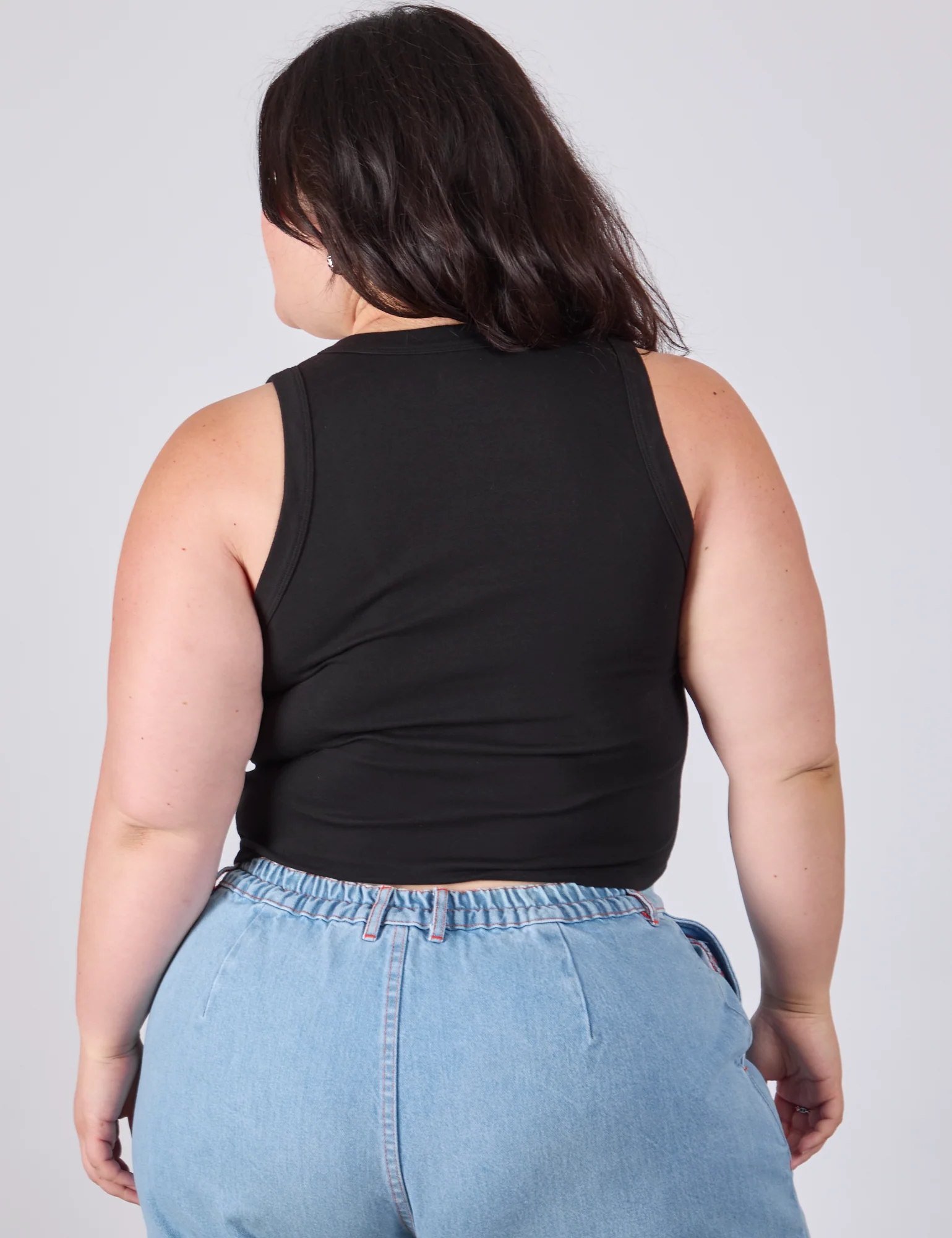 Cropped Tank Top - Basic Black - Image 5