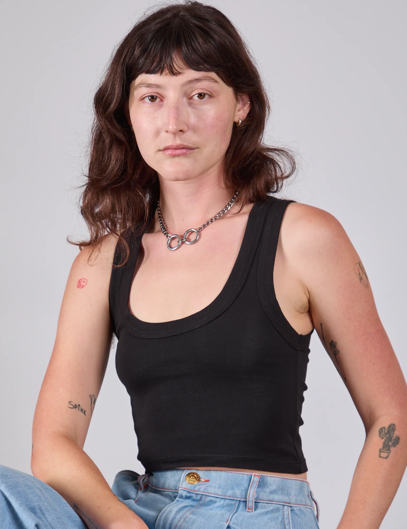 Cropped Tank Top - Basic Black - Image 7