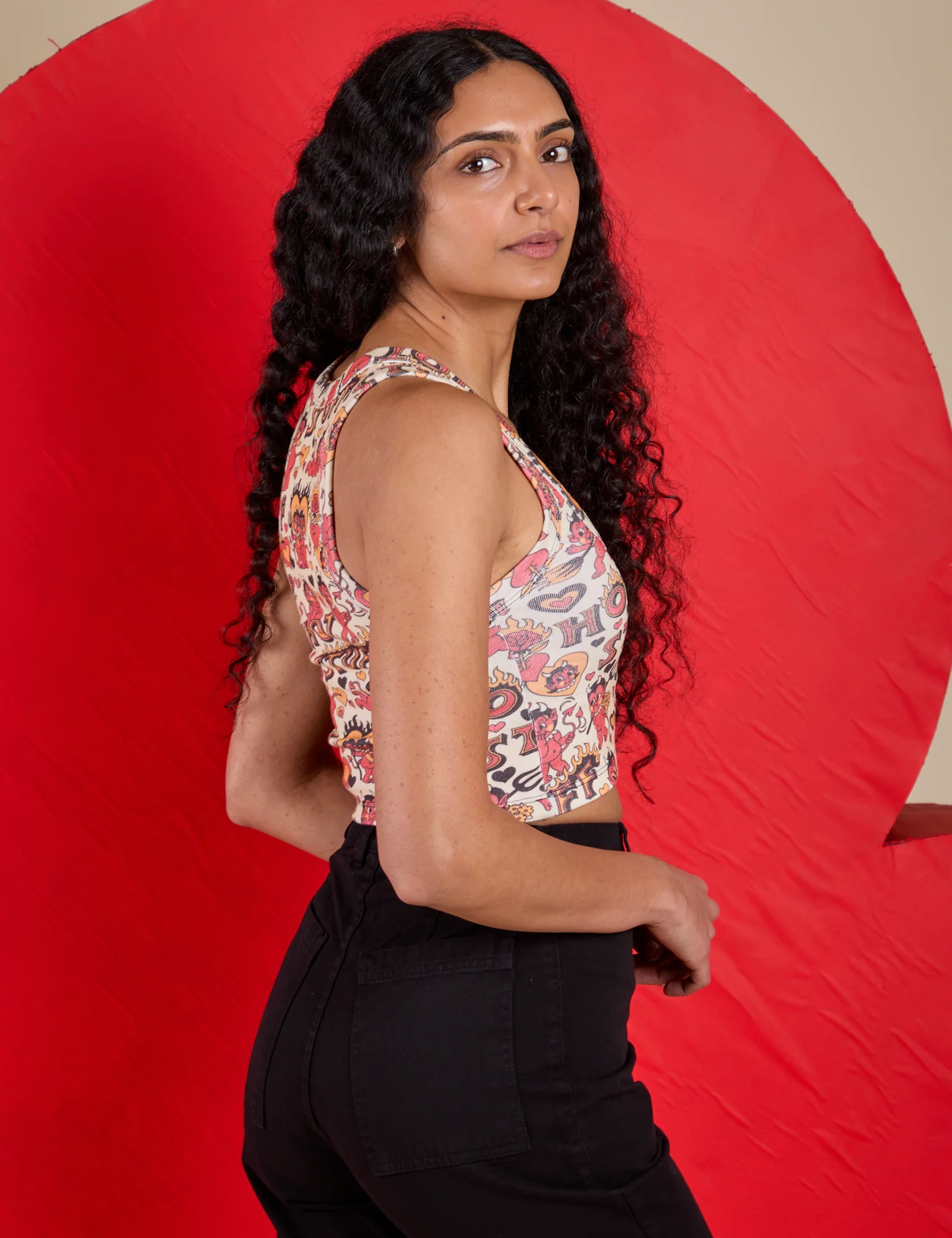 Cropped Tank Top - Hot Stuff Print - Image 11